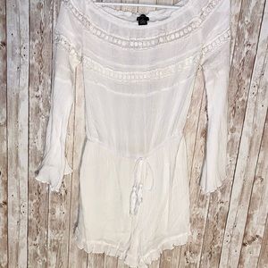 Off the should romper